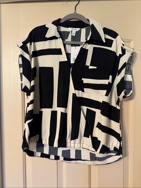 Nine West Black & White Geometric Collared Short Sleeve Blouse
